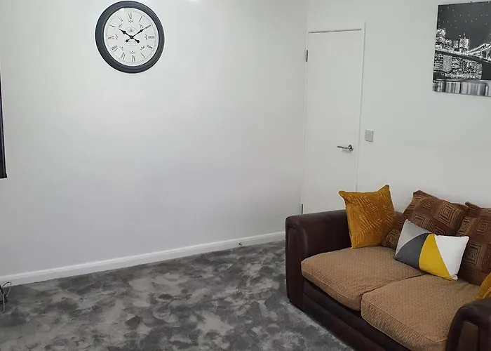 Exquisite And Modern 2 Bed Maisonette